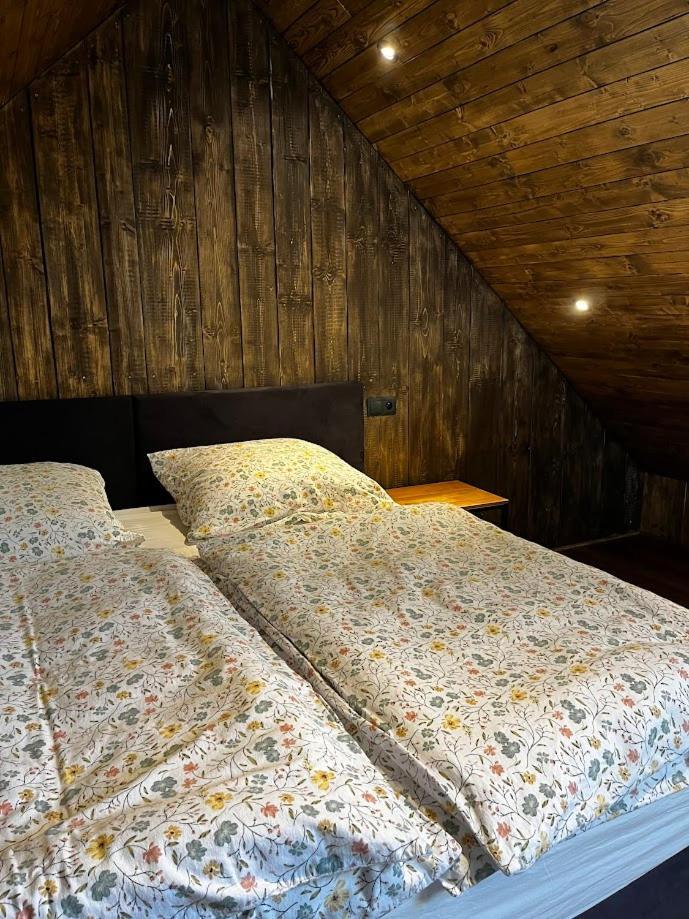 Apartmany Vlachovice Buitenkant foto