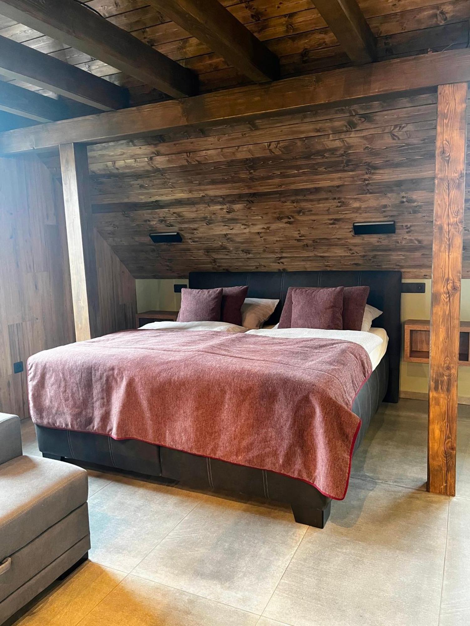 Apartmany Vlachovice Buitenkant foto